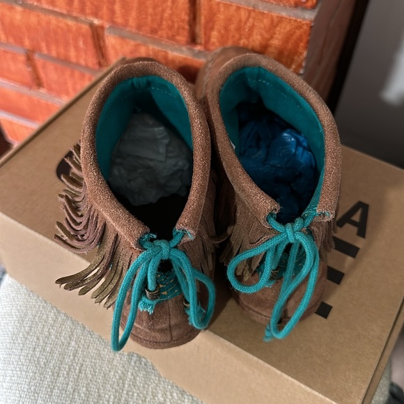 ❌SOLD❌Sanuk Moccasins - Picture 3 of 10